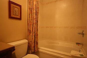 Appartamento Algonquin By Tremblant Sunstar Mont-Tremblant Esterno foto